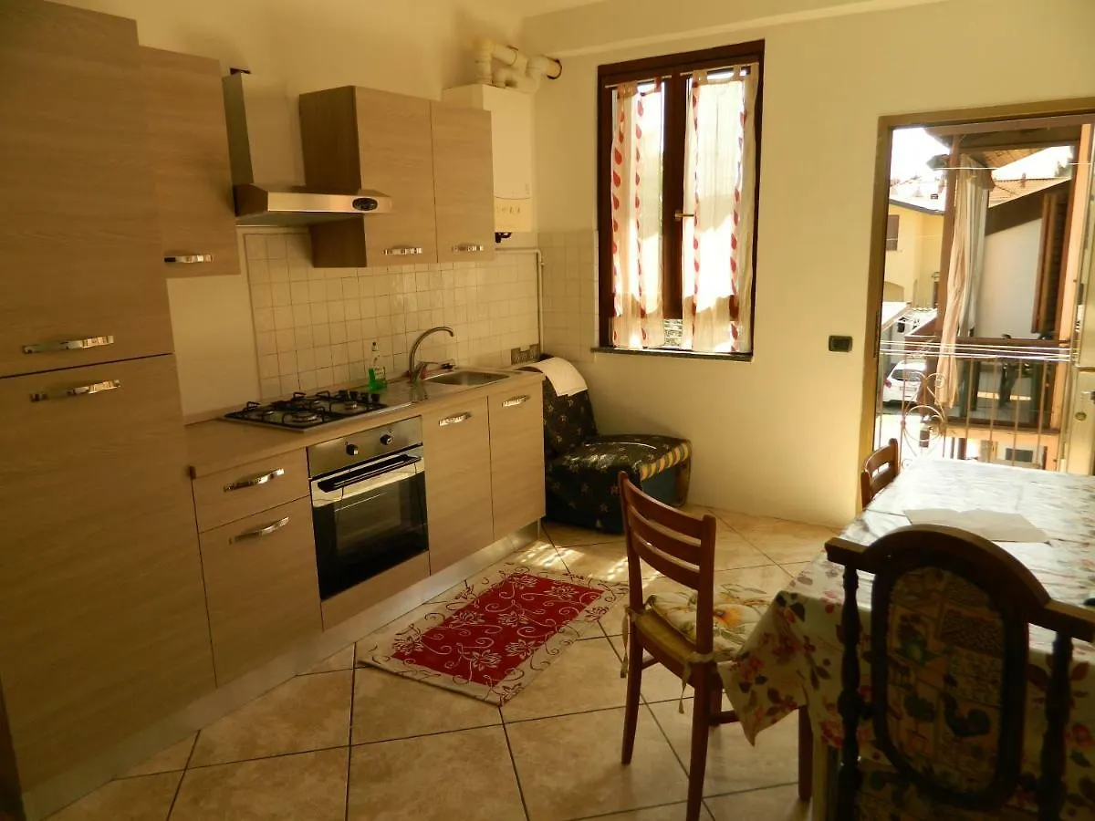 Apartment Appartamento Mira Cislago